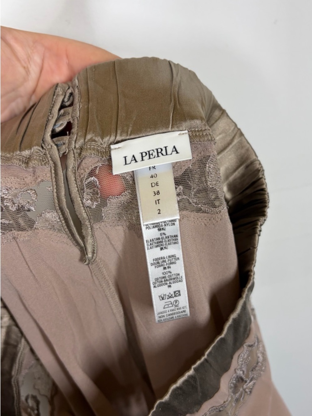 La Perla Silk Garland Short Size Small - Picture 10 of 12
